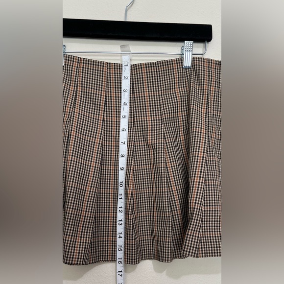 H & M Pleated Divided Skirts, Women’s Fashion, Size 10 - Picture 4 of 5